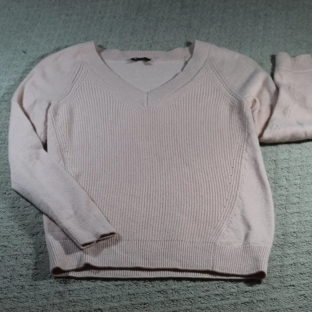 Talbots Size XS Pink V-Neck Cashmere Blend Sweater